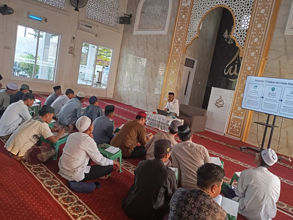 SADAR Bekali Peserta Literasi Media, Anwar Aras: Dakwah Kini Dimulai dari Genggaman jurnalistikpelatihan.png