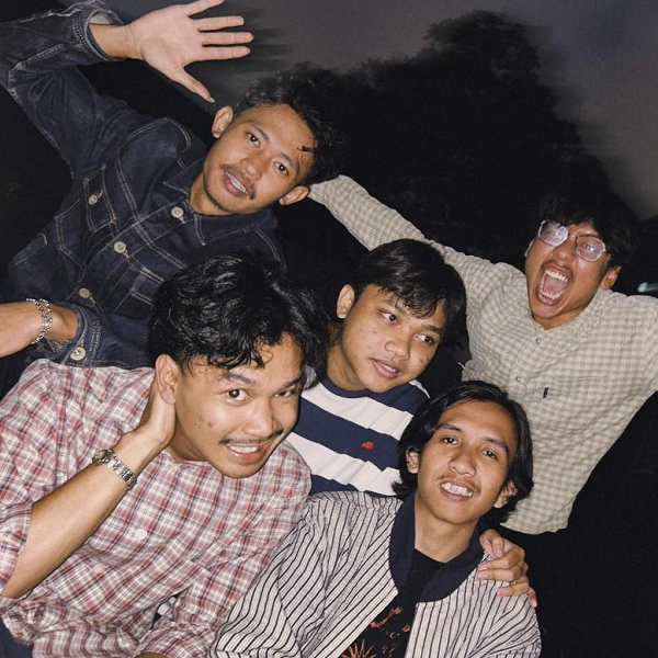 Unit Surf Rock Malang, SKEIM Rilis Sail Prayers, Tentang Berani Mengambil Sikap Berbeda skeim.png